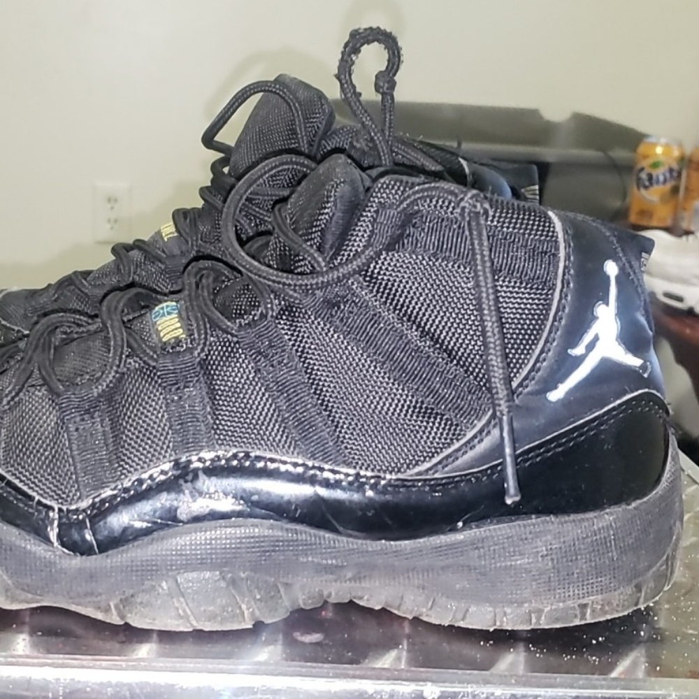Jordan 11's